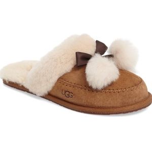 BRAND NEW - UGG Hafnier Slippers